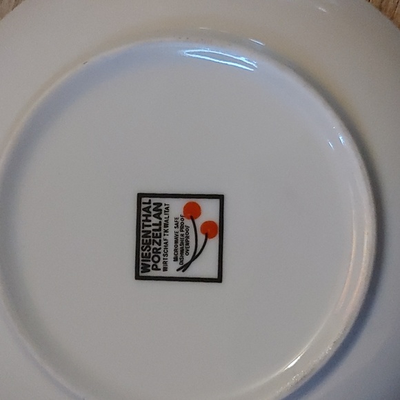 10 Wiesenthal Porzellan Tea Cup with Saucer - Picture 2 of 3